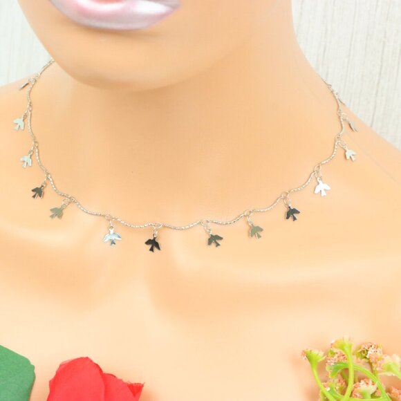 "Minimalist & Elegant Necklace Chain – Perfect for Women & Girls | UNVRC1030 - Picture 8 of 10